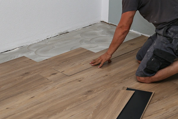 How to Install Vinyl Flooring in Oklahoma City, OK
